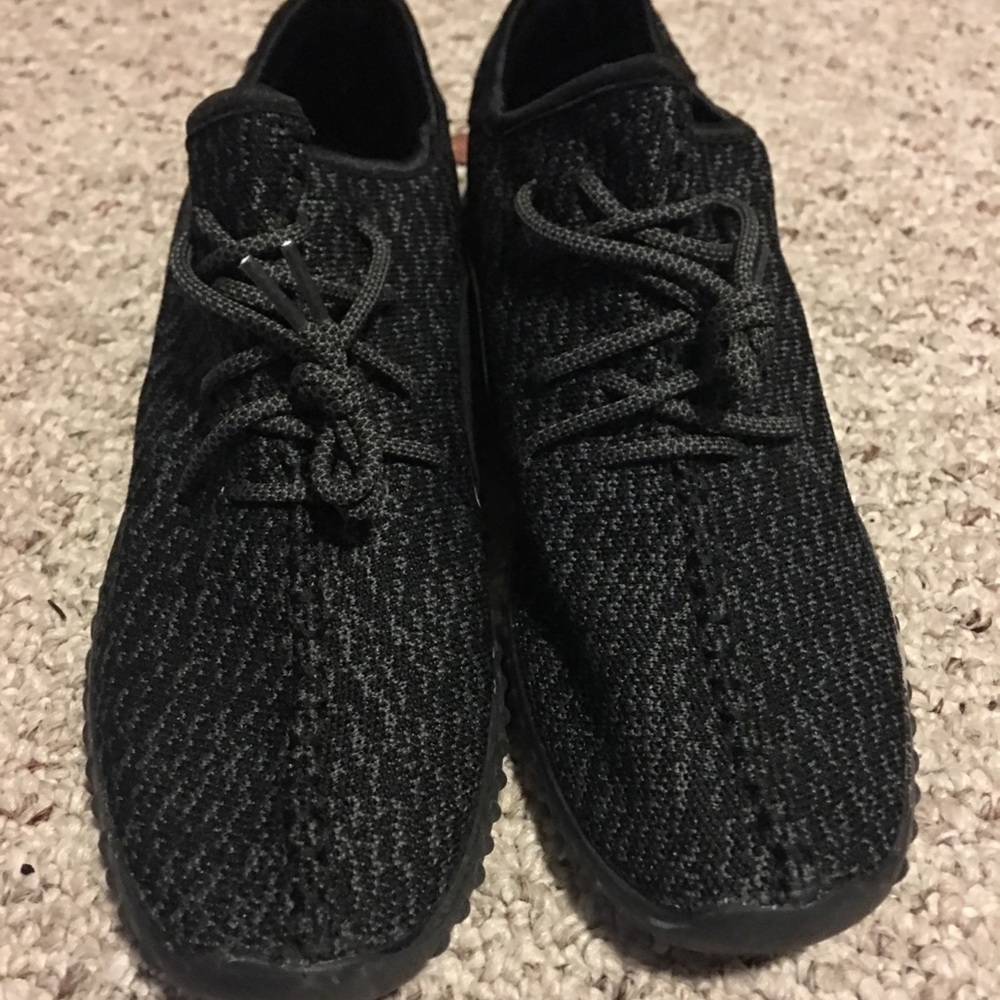 Yeezy boost 350 pirate black